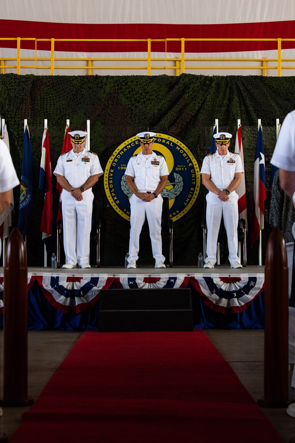 Explosive Ordnance Disposal Mobile Unit 8 Change of Command