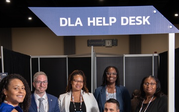 Suppliers get in-person answers at help desk during conference