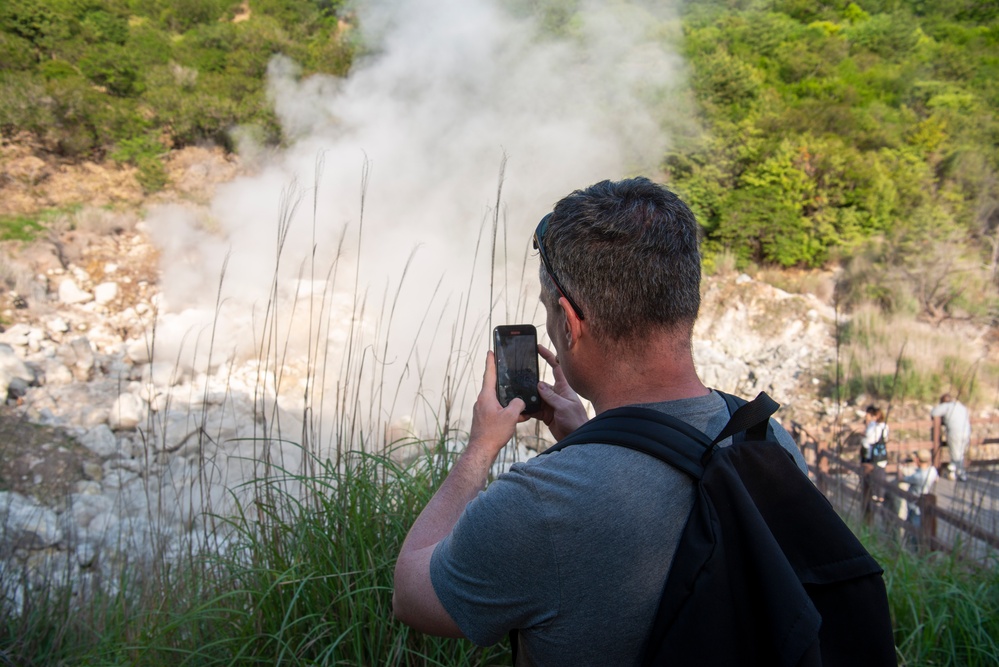 Nimitz Sailors Enjoy MWR Tour To Unzen Shimbara