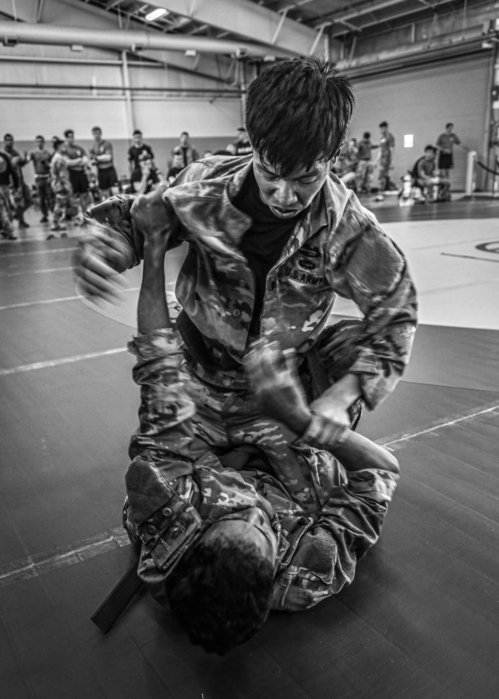 Paratroopers Participate In Combatives Tournament