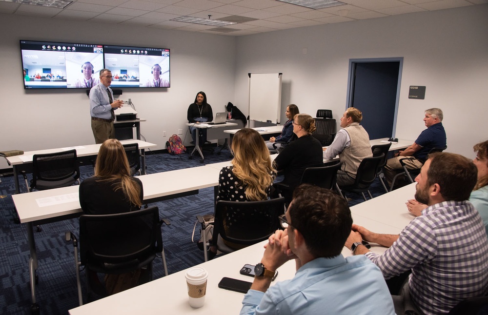 NIWC Atlantic Team Hosts Speed Mentoring Event