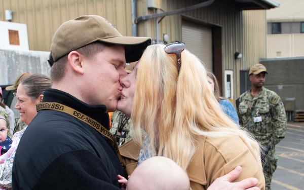 USS Nevada (SSBN 733) Returns to Homeport