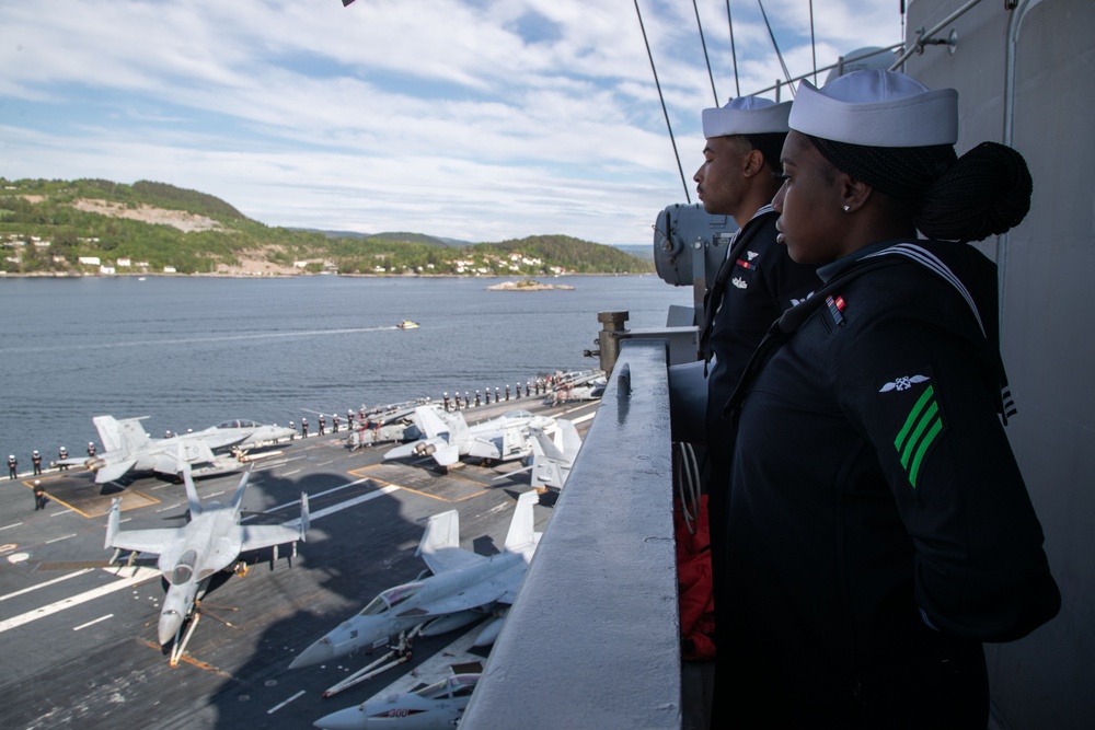USS Gerald R. Ford Pulls into Oslo, Norway