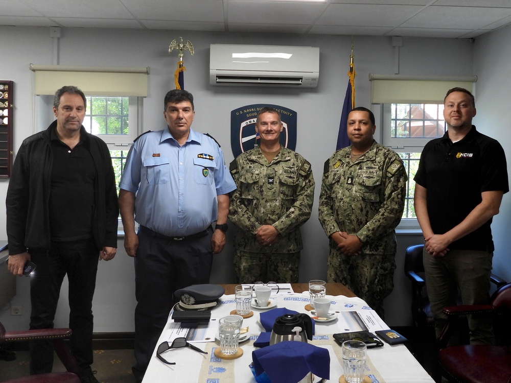 Chania Chief oF Police Visits Souda Bay