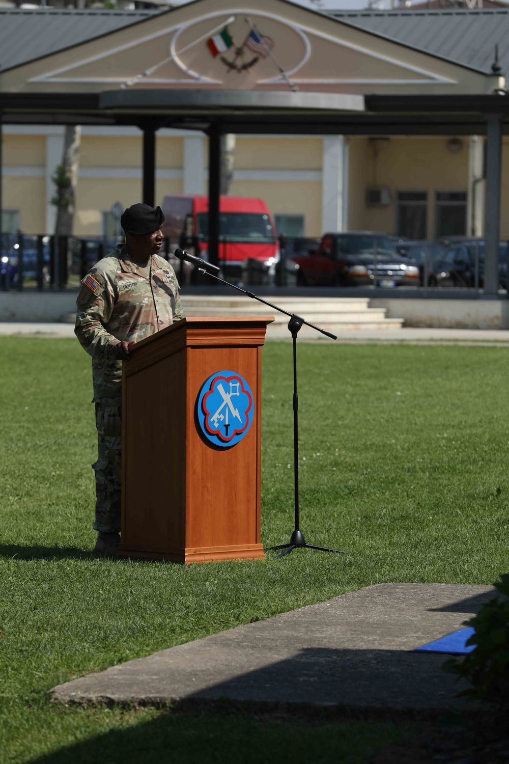 207th Military Intelligence Brigade (Theater) hosts Change of Command ceremony