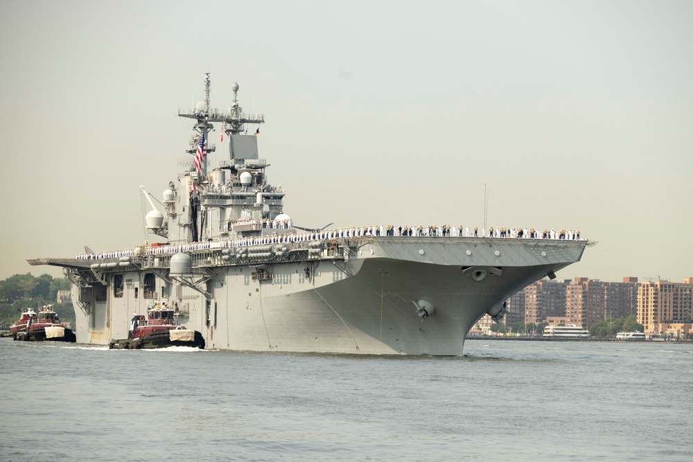 USS Wasp (LHD 1) Arrives in NYC for Fleet Week 2023