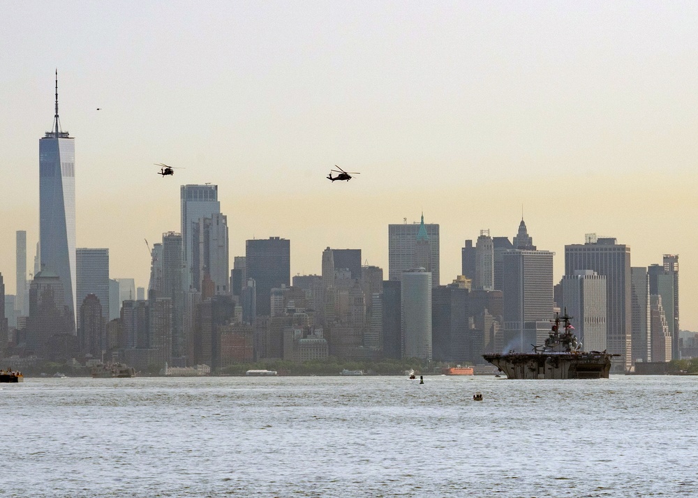 DVIDS - Images - Fleet Week New York 2023: Parade Of Ships [Image 2 Of 3]