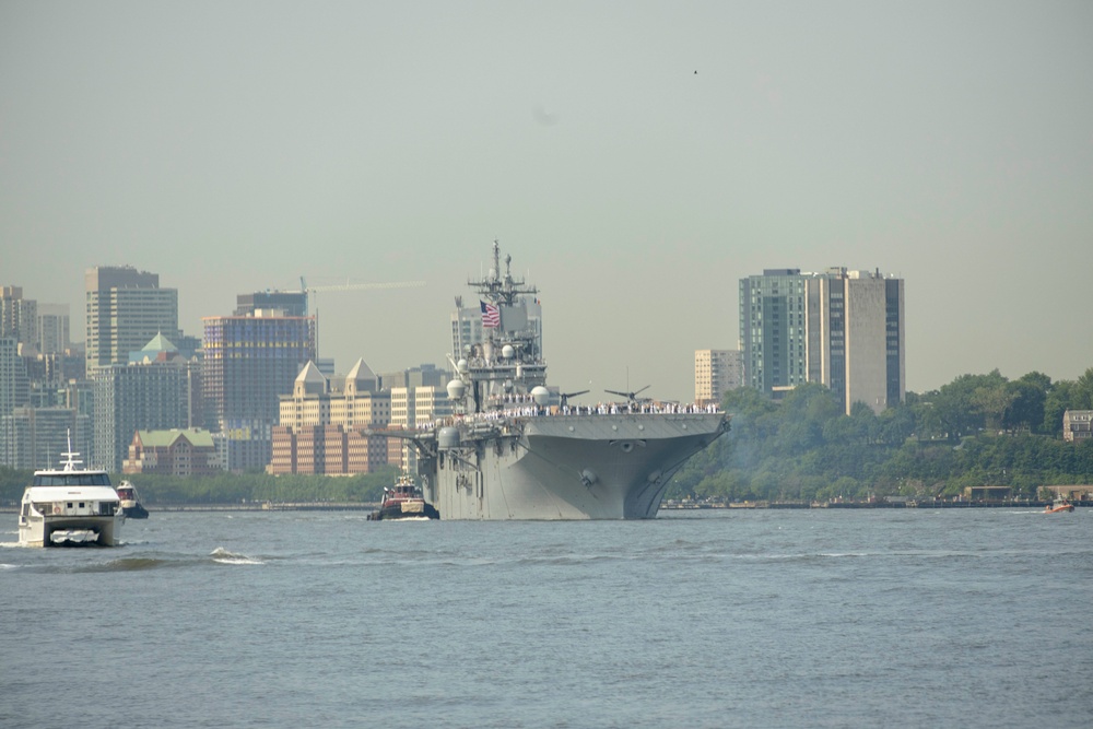 USS Wasp (LHD 1) Arrives in NYC for Fleet Week 2023