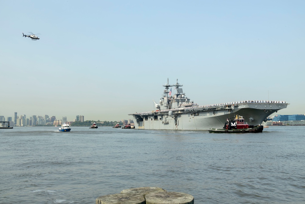 USS Wasp (LHD 1) Arrives in NYC for Fleet Week 2023