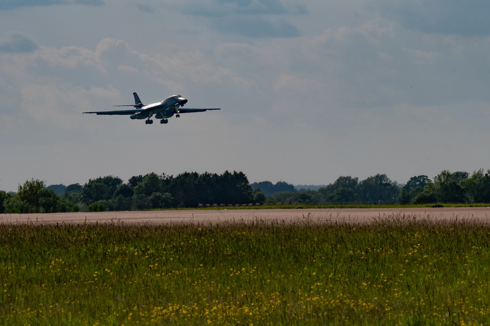 9th EBS arrives at RAF Fairford for BTF 23-3