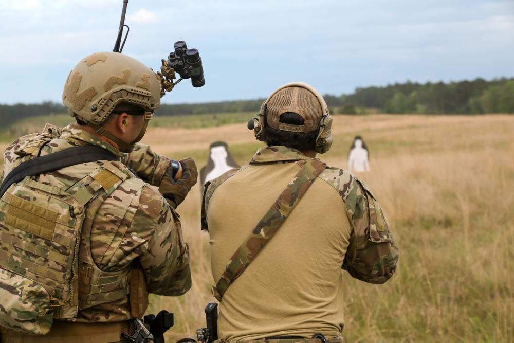 3rd Special Forces Group (Airborne) execute a marksmanship range during Southern Strike