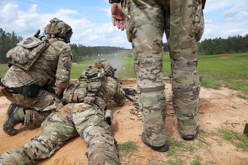 3rd Special Forces Group (Airborne) run a marksmanship range during Southern Strike