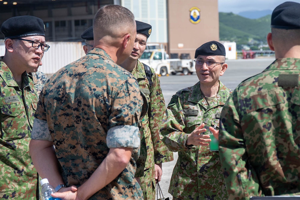 Japanese Ground Self Defense Force Visits VMU-3