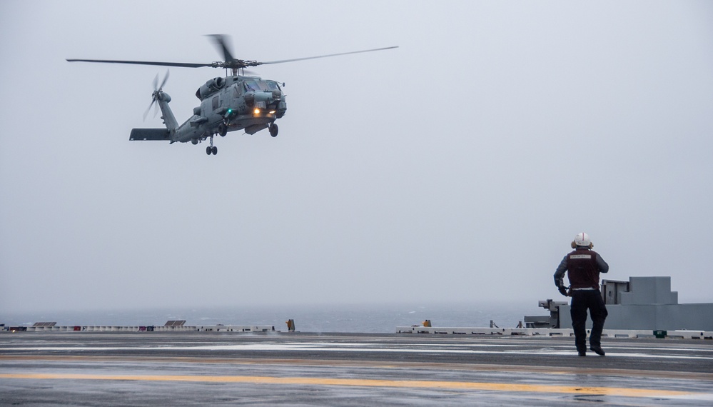 USS Ronald Reagan (CVN 76) conducts flight operations