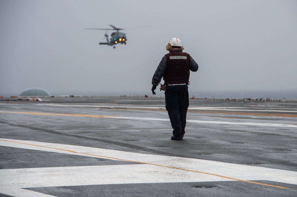 USS Ronald Reagan (CVN 76) conducts flight operations