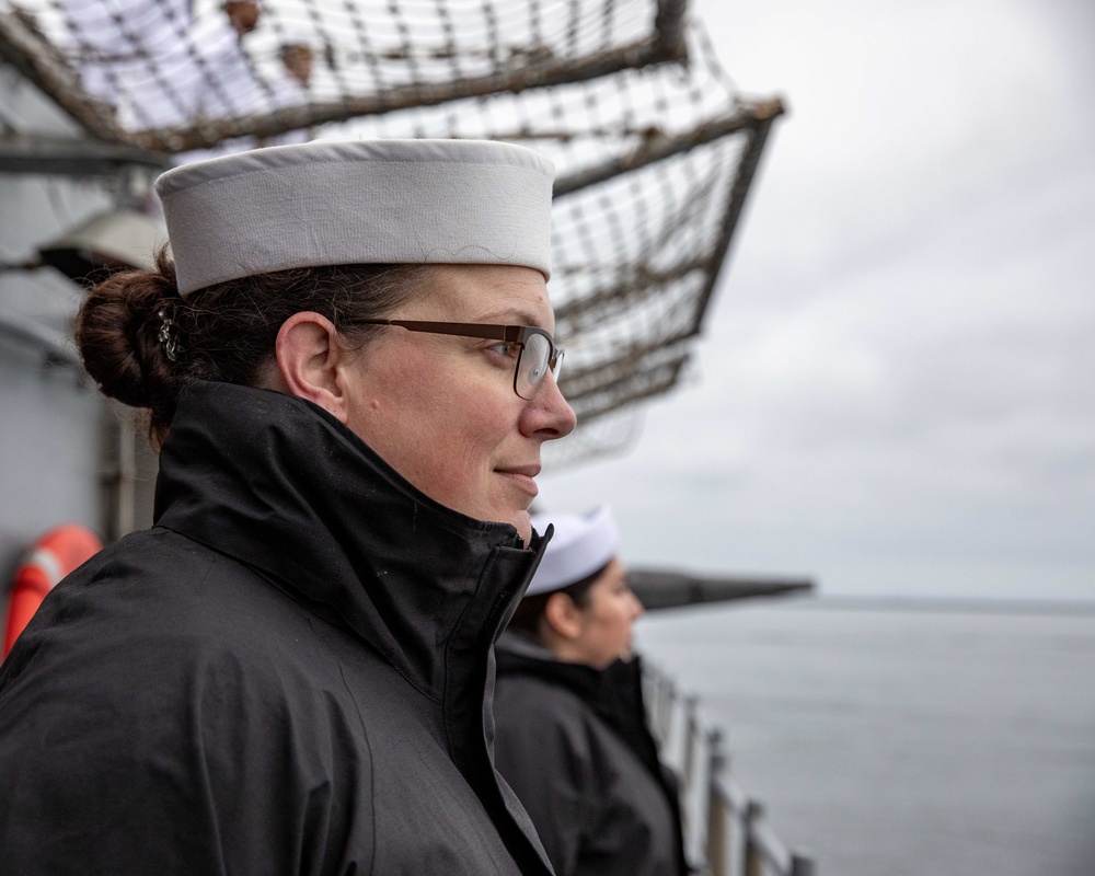 USS Princeton Arrives for Los Angeles Fleet Week