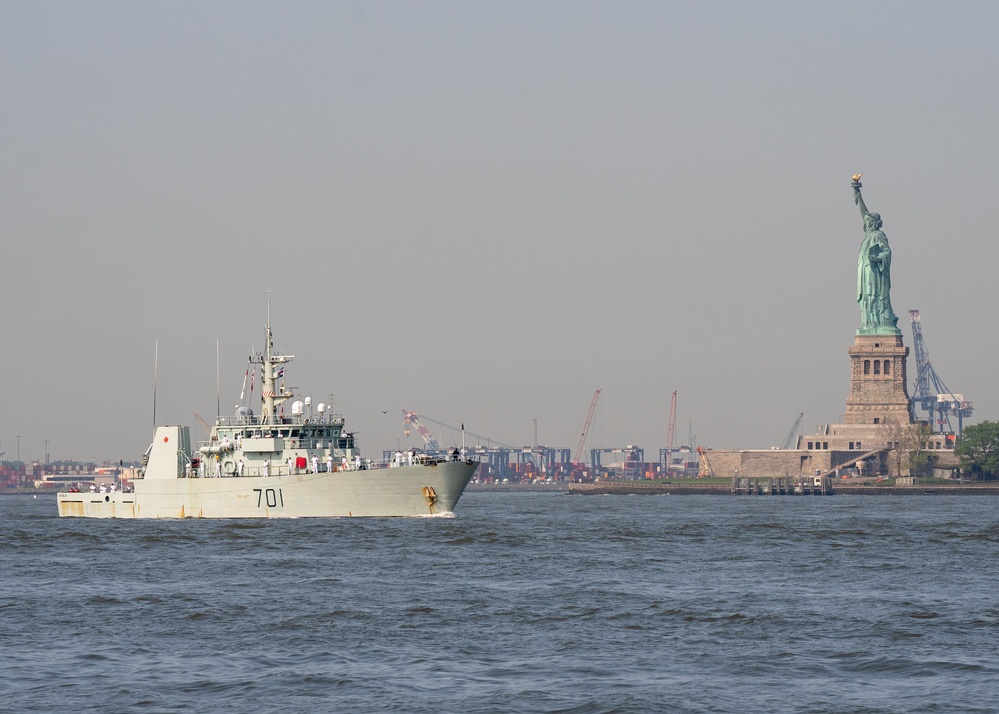 Fleet Week New York 2023: Parade of Ships