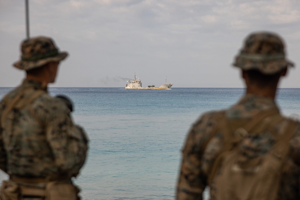 U.S. Marines conduct a joint, bilateral littoral air campaign