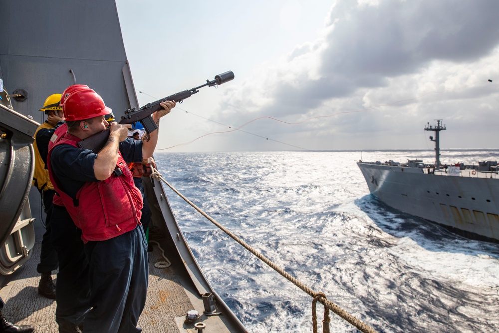 USS Anchorage RAS with USNS Tippecanoe