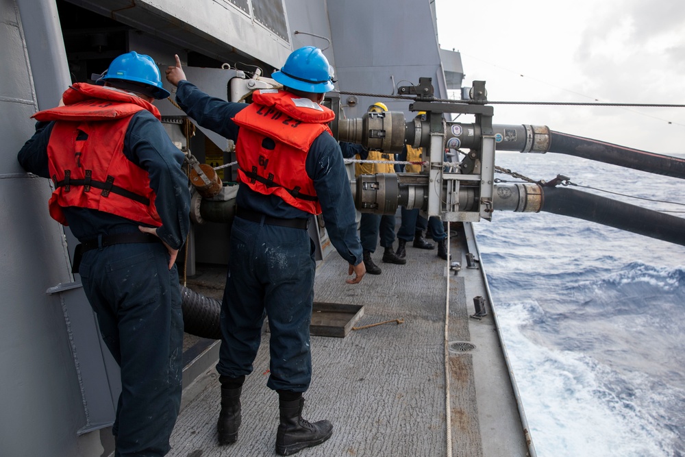 USS Anchorage RAS with USNS Tippecanoe