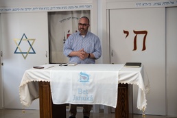 Rota Jewish Community Welcomes Rabbis for Weeklong Visit