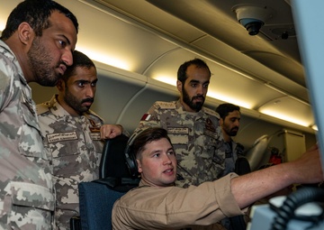Qatar, U.S. Conduct Bilateral Strait of Hormuz Patrol in P-8 Aircraft