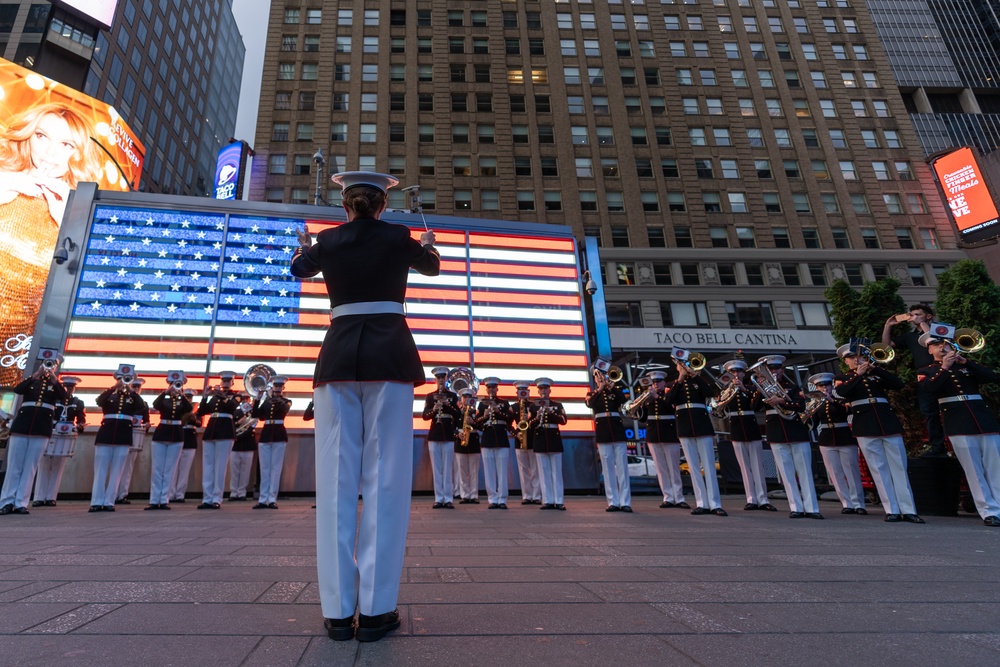 Quantico Marine Band Performs at Times Square