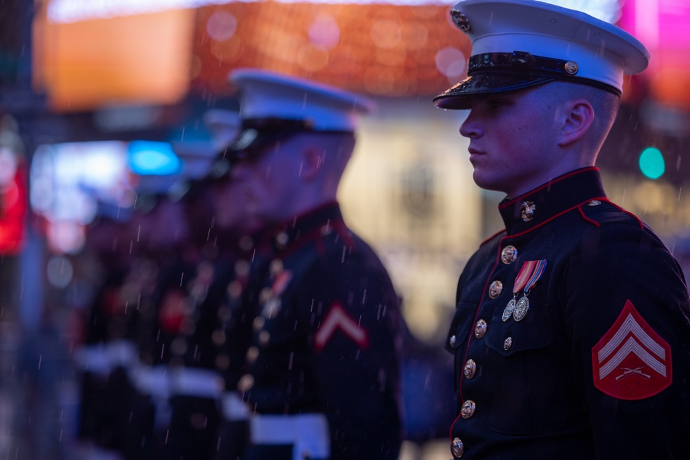 Marine Corps Silent Drill Platoon Performs at Times Square