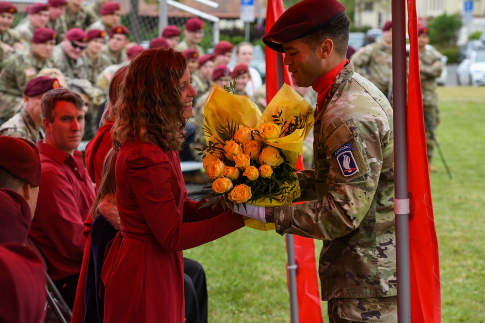 4-319th AFAR, 173rd Airborne Brigade Change of Command ceremony