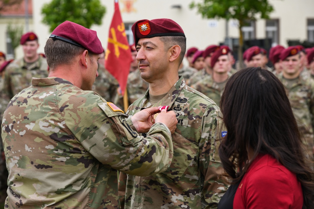 4-319th AFAR, 173rd Airborne Brigade Change of Command ceremony