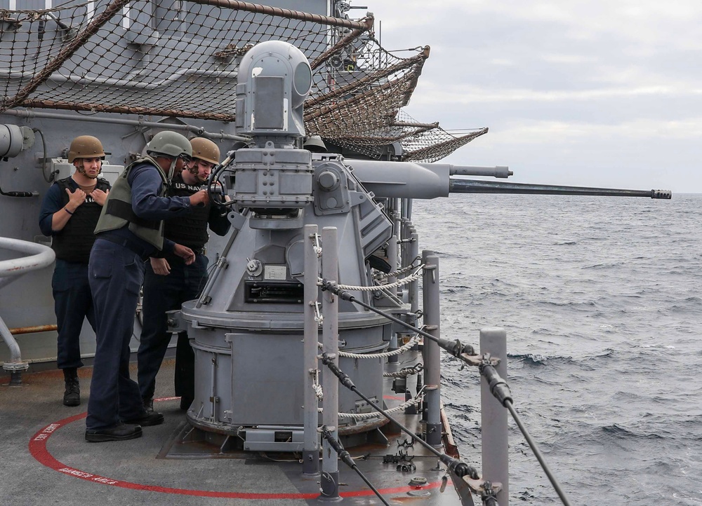 USS Shiloh Conducts Live-Fire