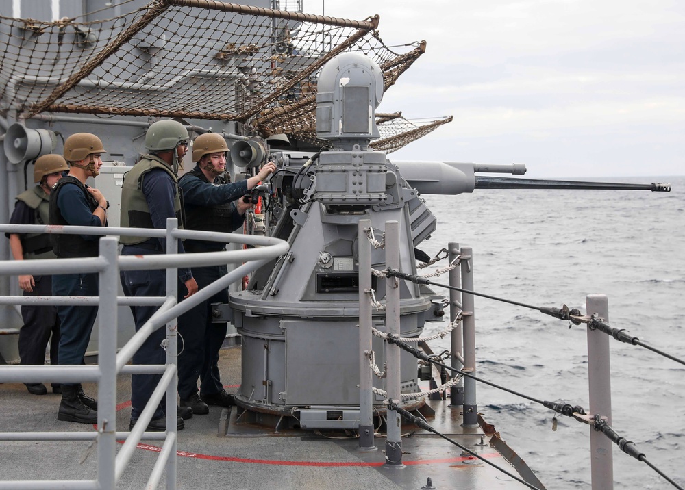 USS Shiloh Conducts Live-Fire