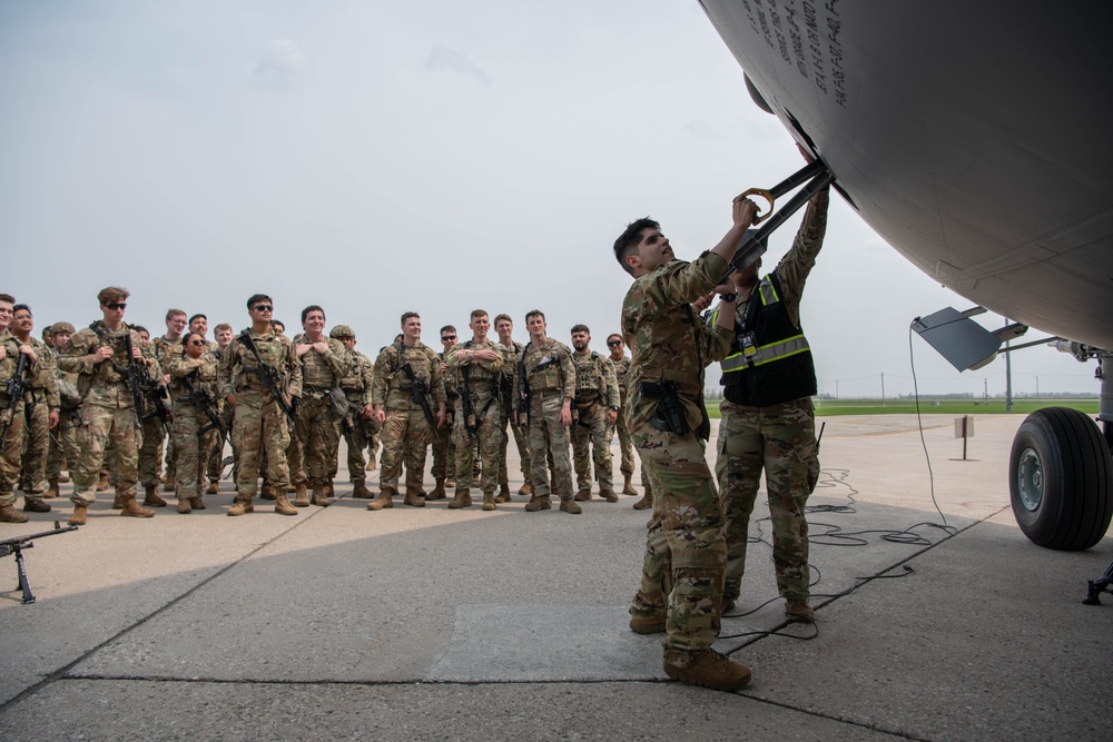 5 SFS C-17 Recapture