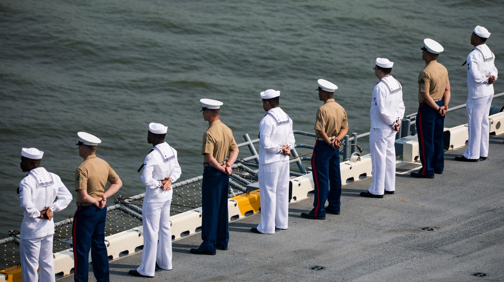 USS WASP Arrives at New York City for Fleet Week