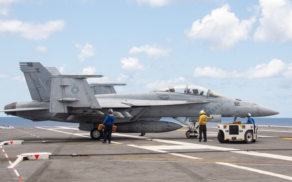 USS Ronald Reagan (CVN 76) conducts flight operations