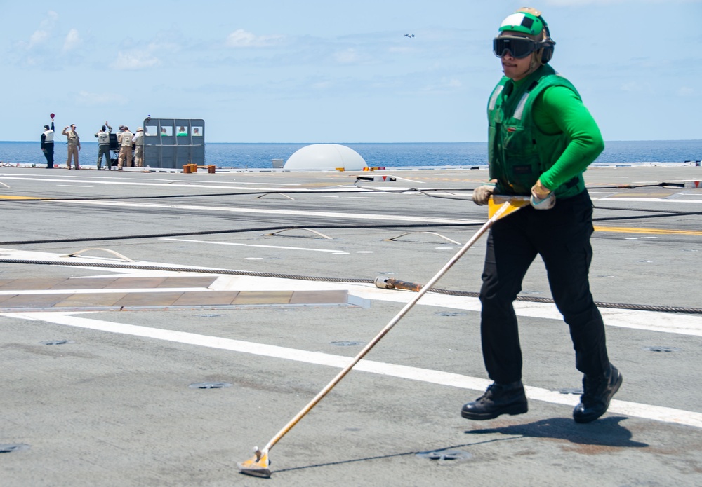 USS Ronald Reagan (CVN 76) conducts flight operations