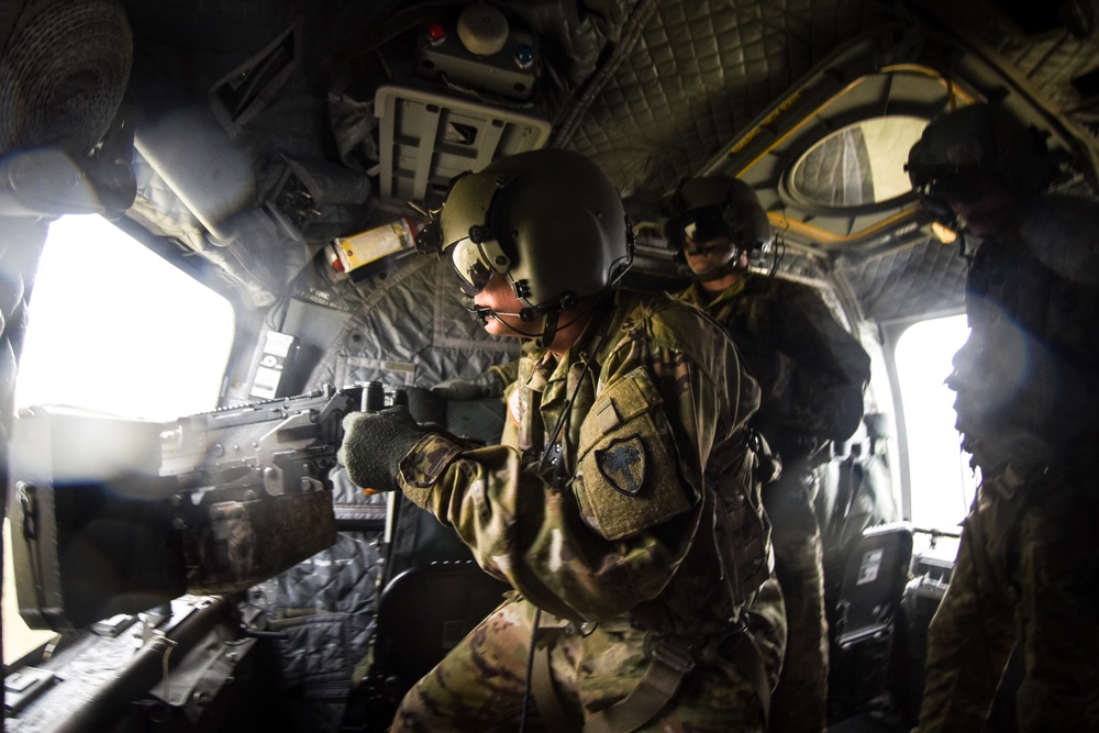 South Carolina Army National Guard crews complete CH-47F Chinook gunnery range qualification