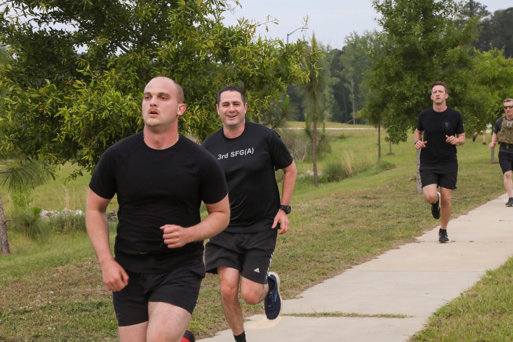 3rd Special Forces Group (Airborne) conducts memorial physical training in honor of Memorial Day