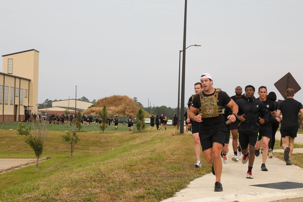 3rd Special Forces Group (Airborne) conducts memorial physical training in honor of Memorial Day