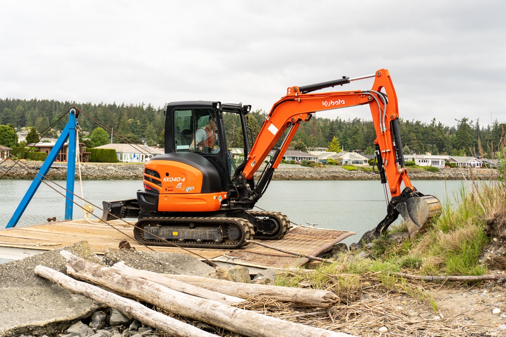 McGlinn Island Jetty emergency repairs underway to protect endangered salmon