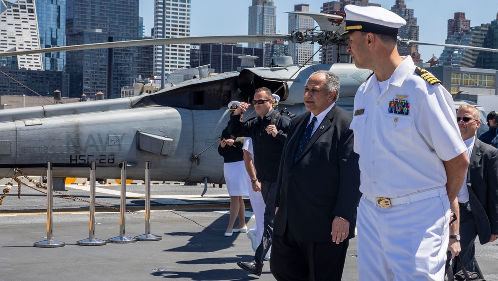 SECNAV Visits Wasp for Fleet Week NYC