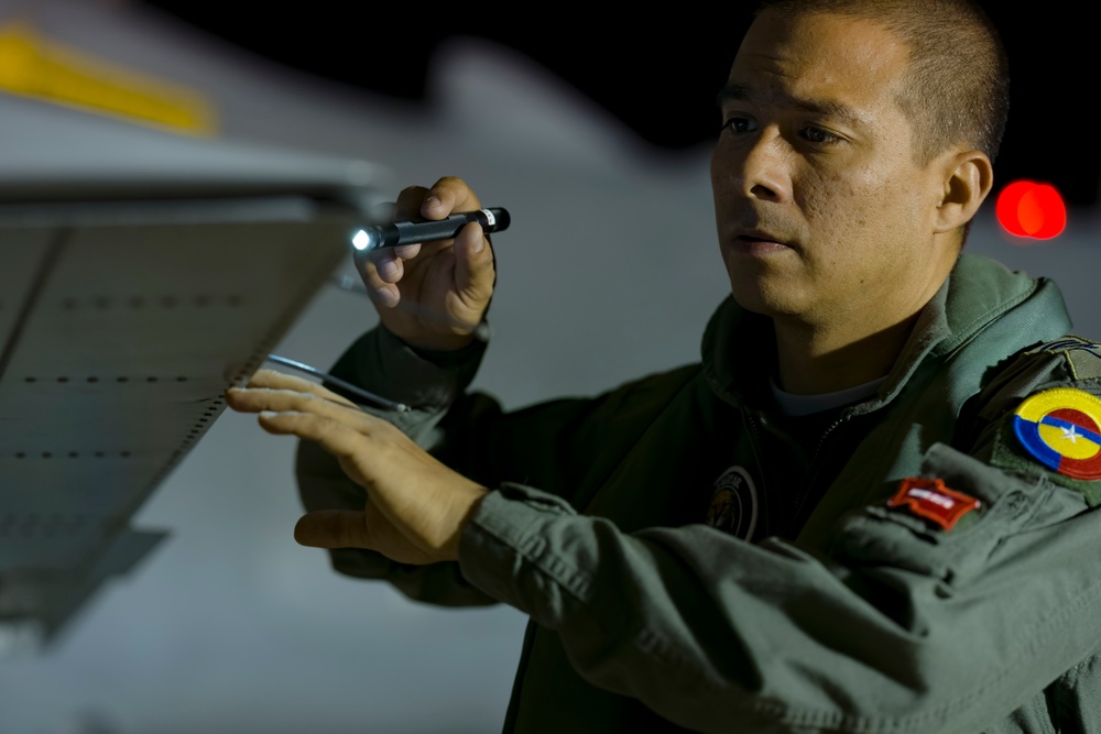 Ad Astra: Colombian Air Force takes on Red Flag-Rescue at night