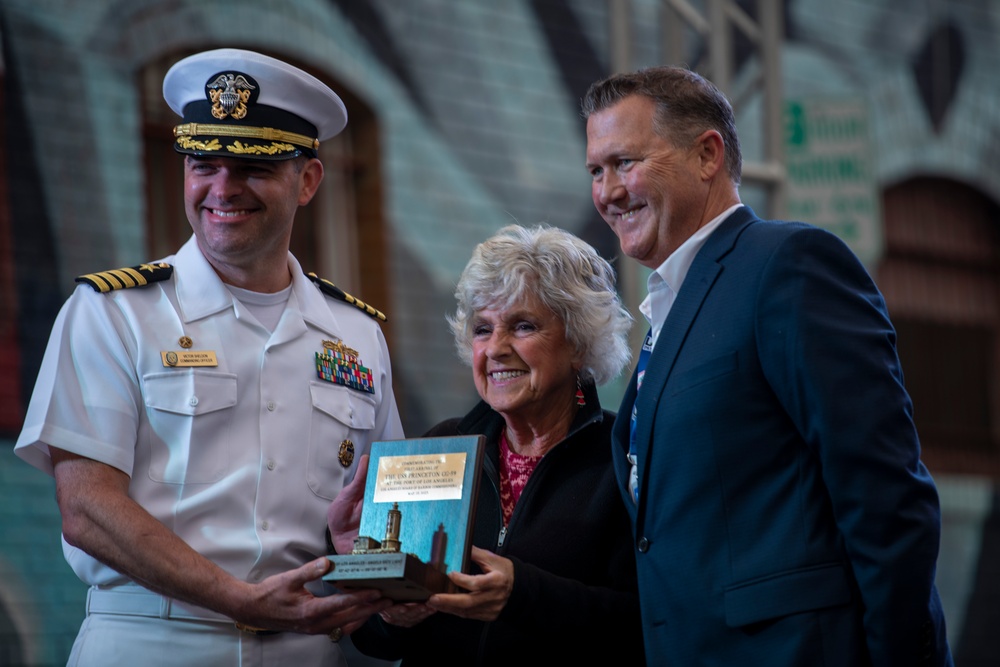 San Pedro hosts block party for Fleet Week LA