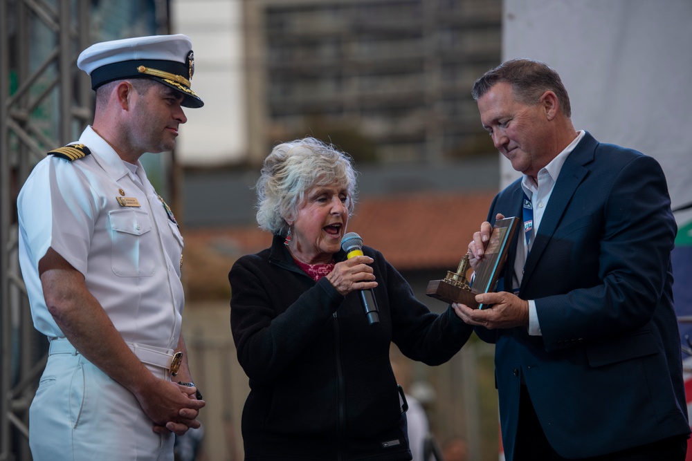 San Pedro hosts block party for Fleet Week LA