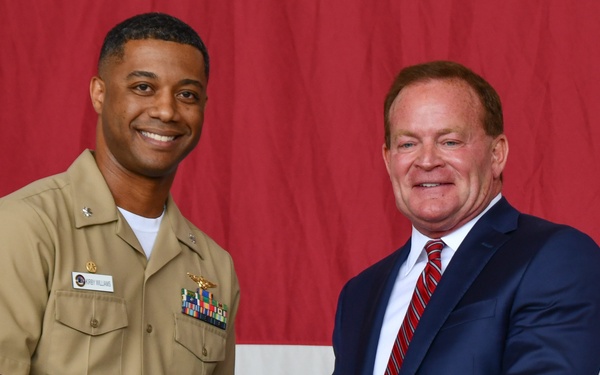 USSTRATCOM Presents VQ-4 with the Omaha Trophy
