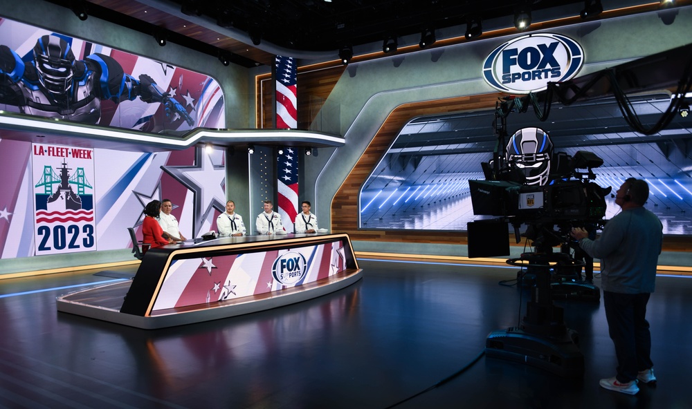 Fox Studios hosts tour for Sailors and Marines