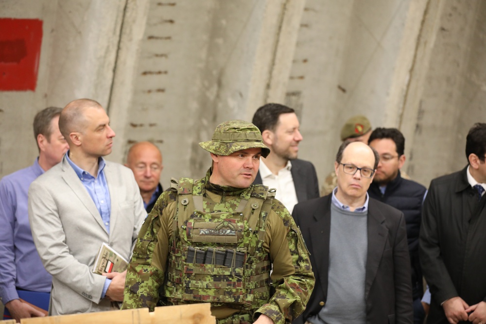 Estonia Sgt. Maj. Briefs distinguished visitors at Spring Storm 23