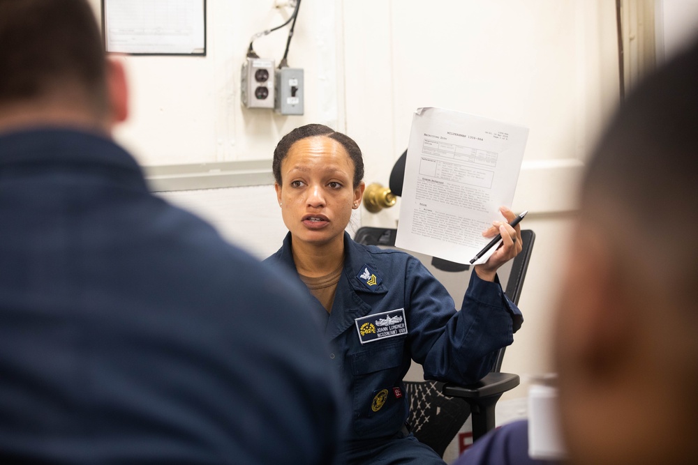 USS Robert Smalls (CG 62) Hosts Career Development Board