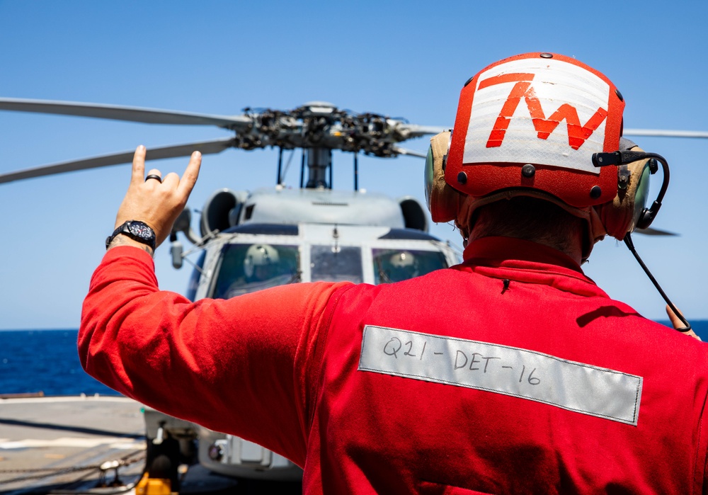 USS Robert Smalls (CG 62) Conducts Flight Quarters