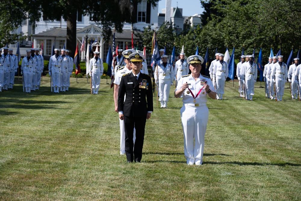 CNO Hosts Singapore’s Chief of Defense at Washington Navy Yard